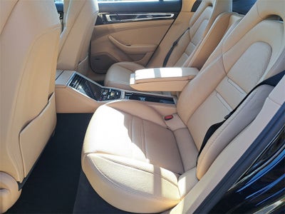 2018 Porsche Panamera 4S