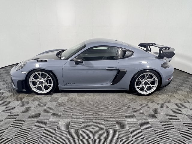 2025 Porsche 718 Cayman GT4 RS Coupe