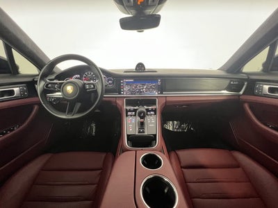 2023 Porsche Panamera 4