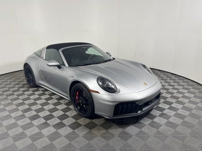 2026 Porsche 911 4 GTS