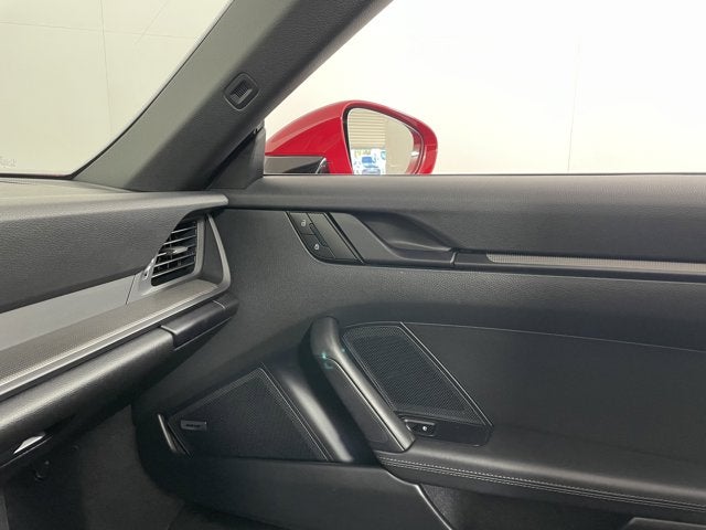 2025 Porsche 911 Carrera