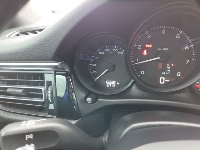 2024 Porsche Macan Base