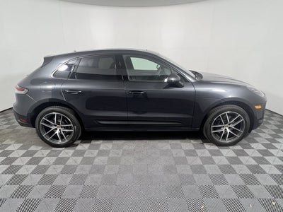 2023 Porsche Macan Base
