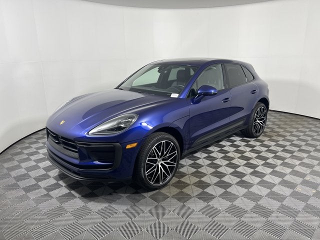 2026 Porsche Macan Base