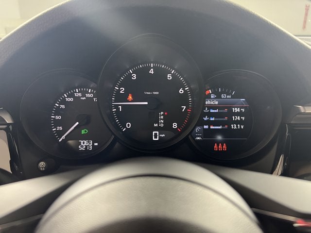 2023 Porsche Macan Base