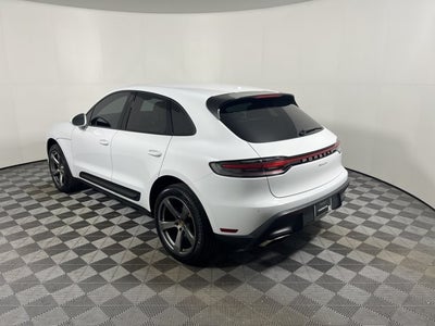 2023 Porsche Macan Base