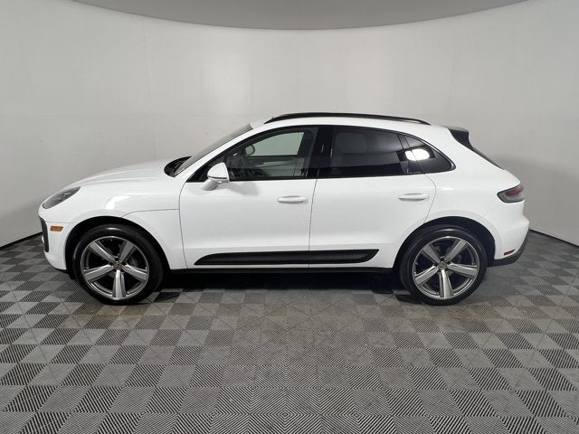 2024 Porsche Macan Base