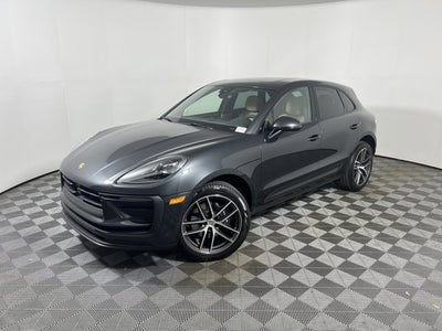 2026 Porsche Macan Base