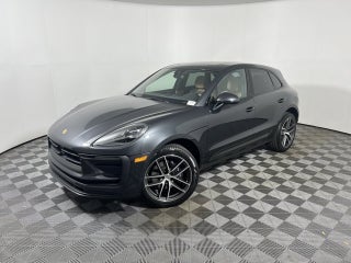 2026 Porsche Macan Base