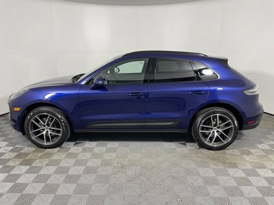 2025 Porsche Macan Base