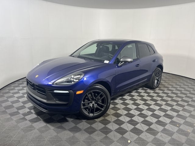 2026 Porsche Macan Base