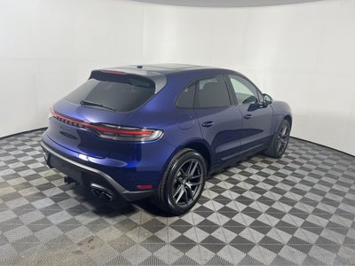 2026 Porsche Macan Base