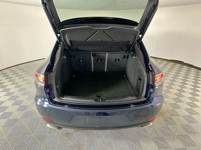 2019 Porsche Macan Base