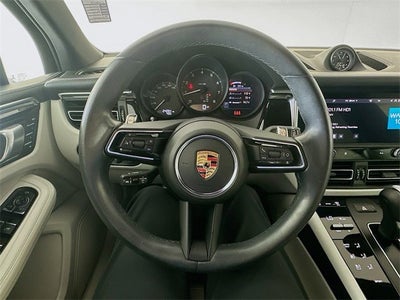 2023 Porsche Macan Base