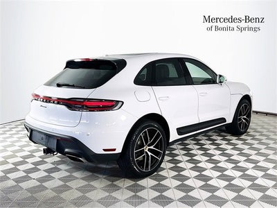2023 Porsche Macan Base