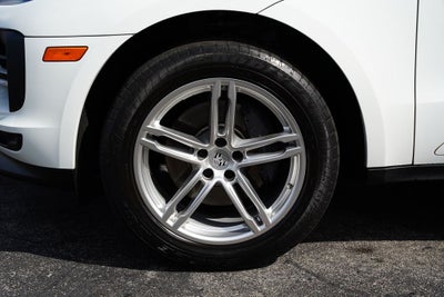 2019 Porsche Macan Base