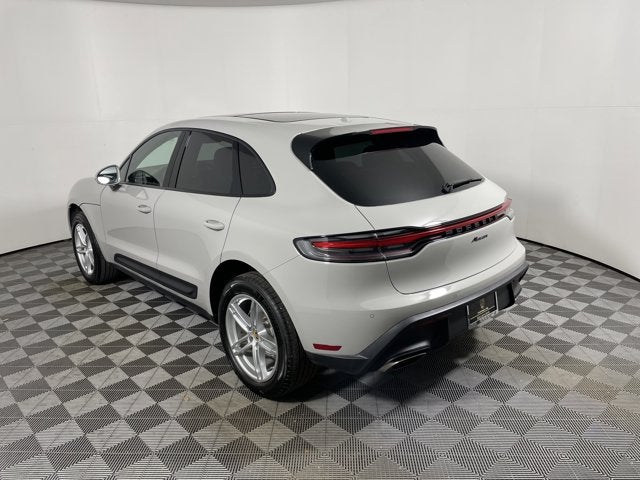 2026 Porsche Macan Base