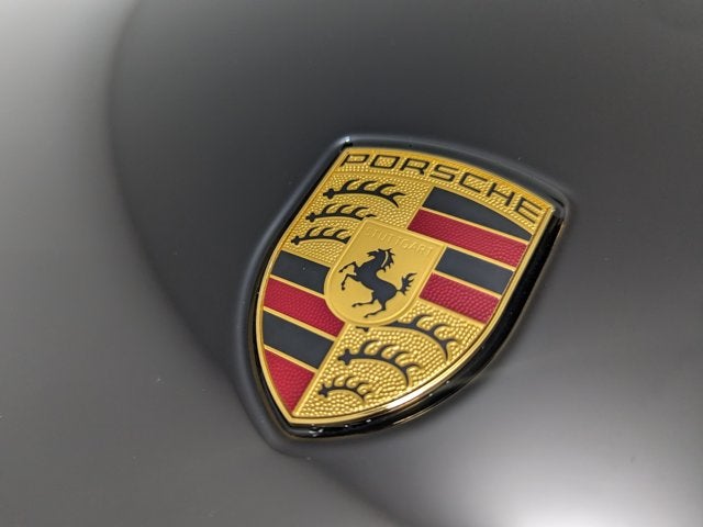 2026 Porsche Macan Base