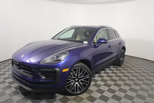 2025 Porsche Macan Base