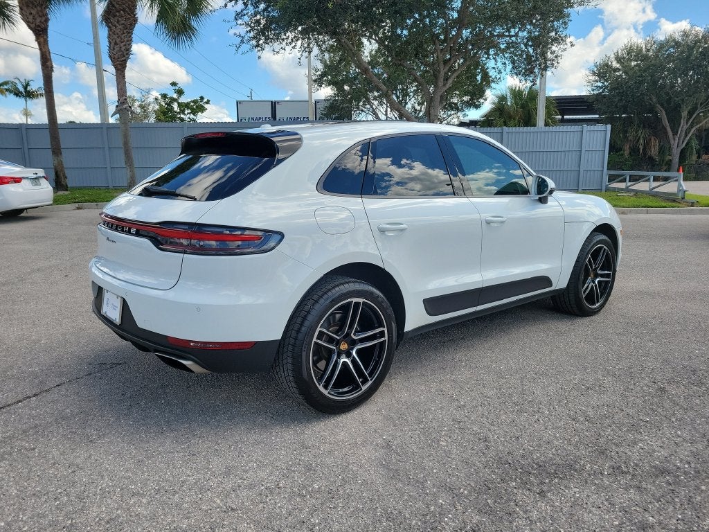 2021 Porsche Macan Base