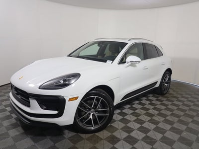 2023 Porsche Macan Base