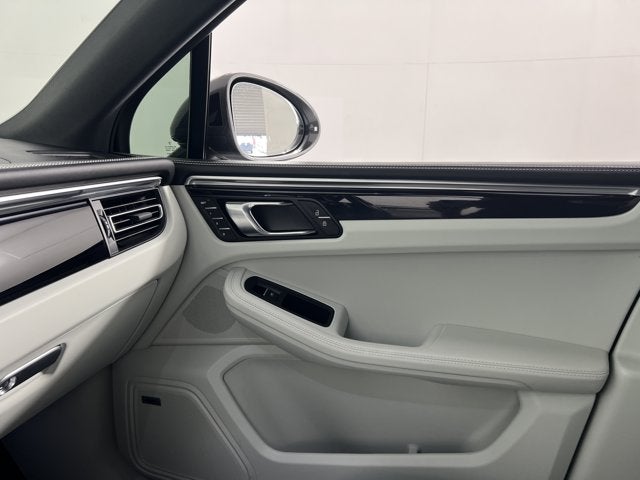 2023 Porsche Macan T AWD