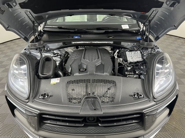 2023 Porsche Macan T AWD