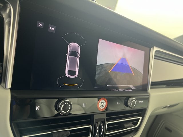 2023 Porsche Macan T AWD