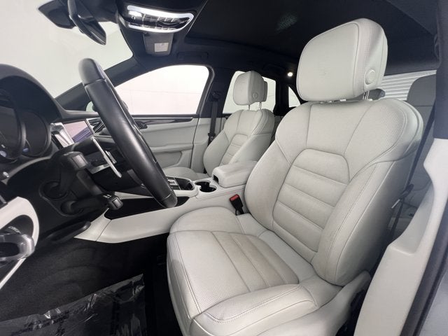 2023 Porsche Macan T AWD