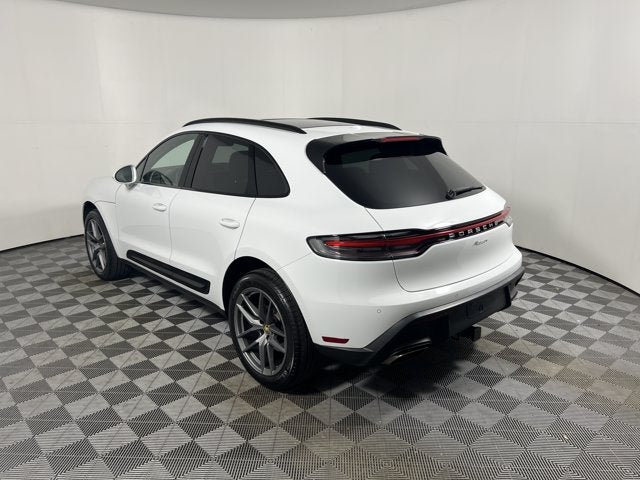 2026 Porsche Macan Base