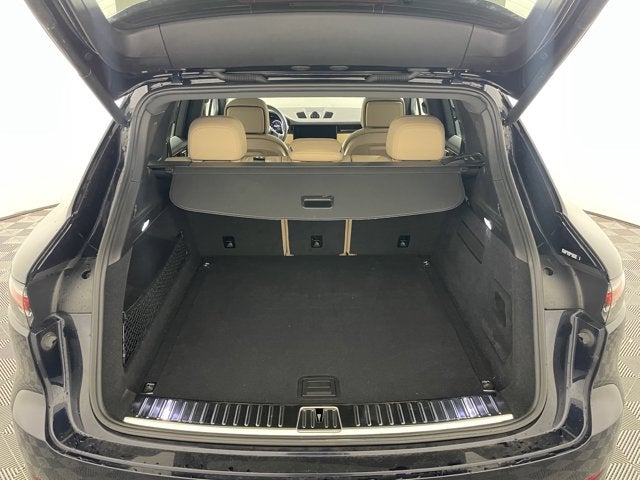 2021 Porsche Cayenne Base