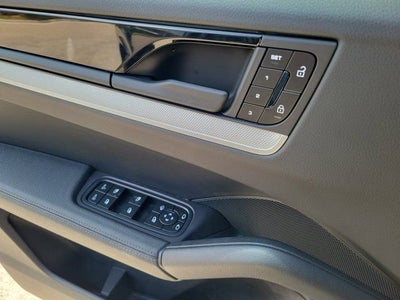 2024 Porsche Cayenne Base