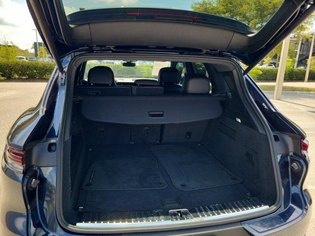 2024 Porsche Cayenne Base