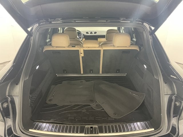 2021 Porsche Cayenne Base