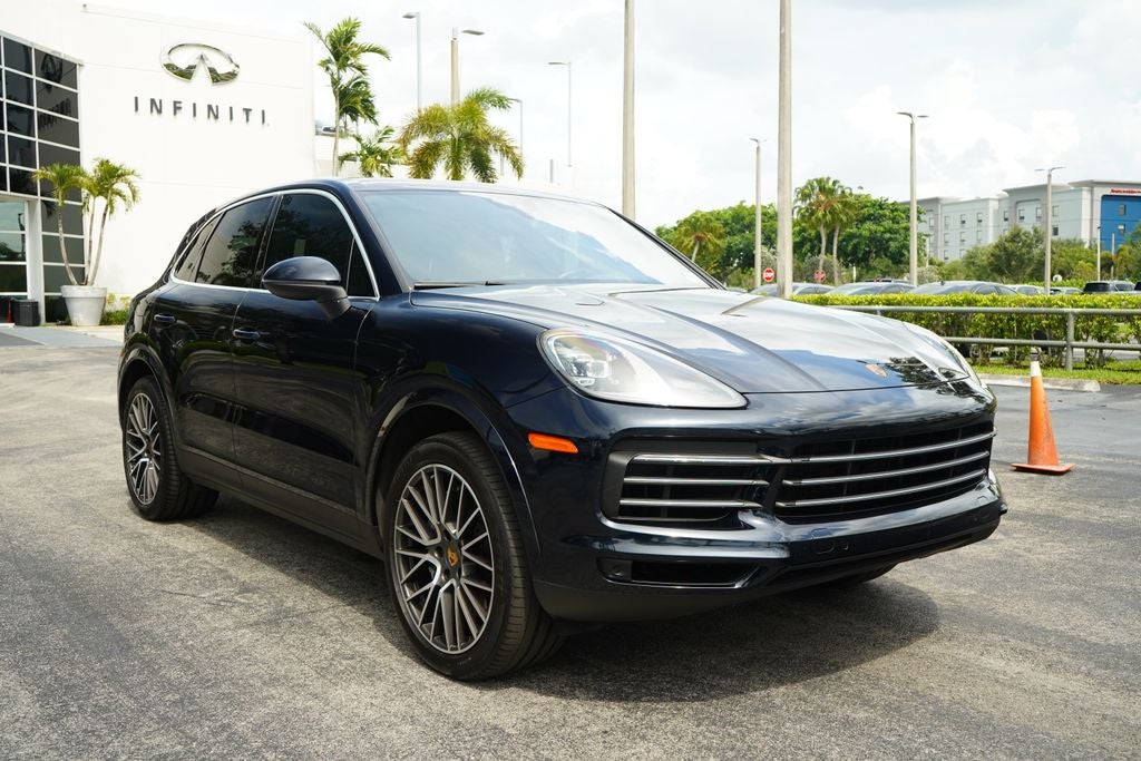 2022 Porsche Cayenne Base