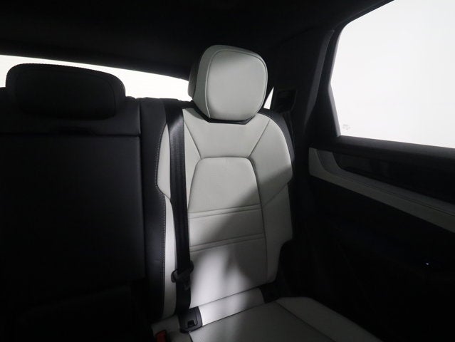 2025 Porsche Cayenne AWD