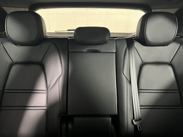 2025 Porsche Cayenne Base