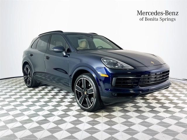 2022 Porsche Cayenne Base
