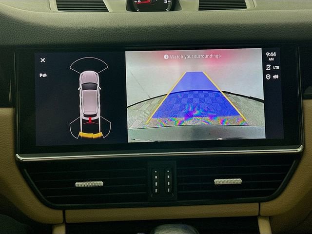 2022 Porsche Cayenne Base