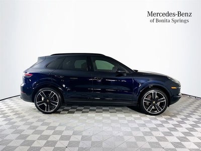 2022 Porsche Cayenne Base