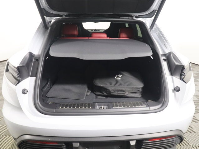 2024 Porsche Macan Electric 4