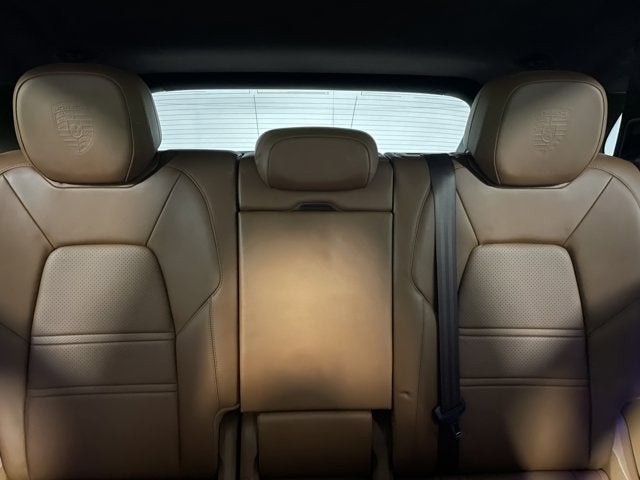 2023 Porsche Cayenne S Platinum Edition