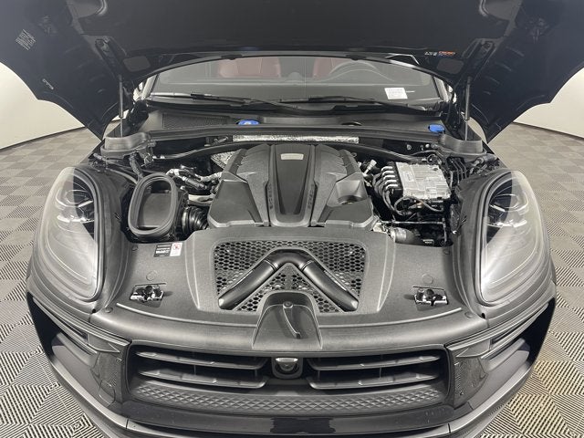 2025 Porsche Macan S