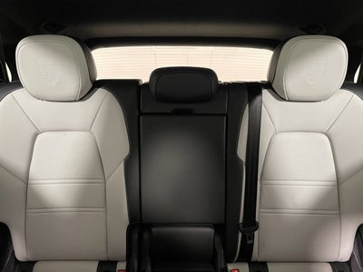 2025 Porsche Cayenne GTS