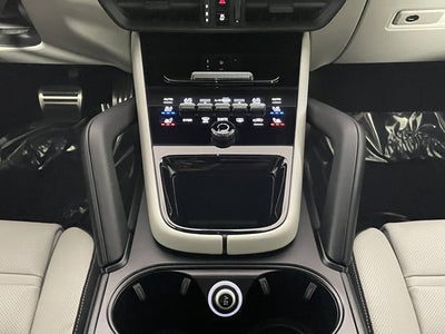 2025 Porsche Cayenne GTS