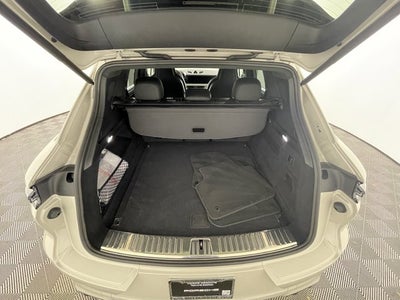 2025 Porsche Cayenne GTS