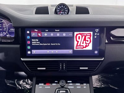 2023 Porsche Cayenne Base