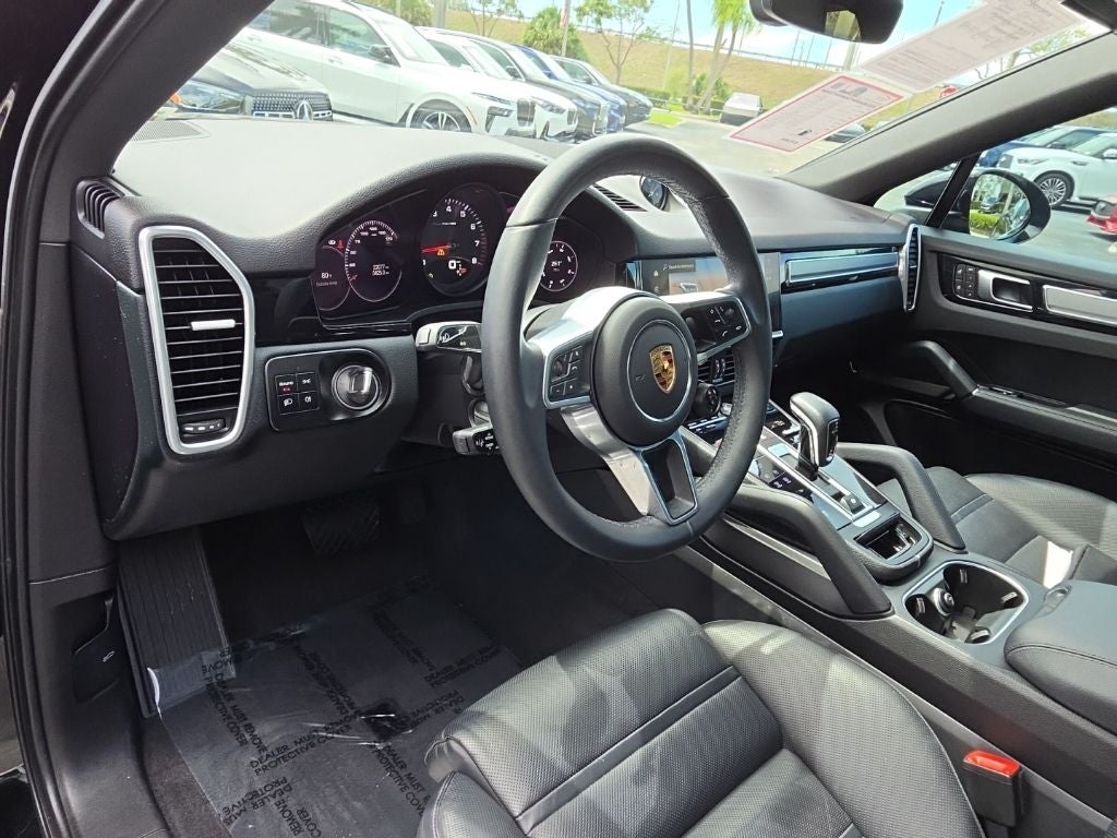 2023 Porsche Cayenne Platinum Edition