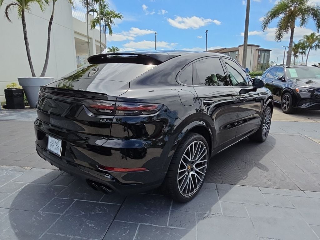 2023 Porsche Cayenne Platinum Edition