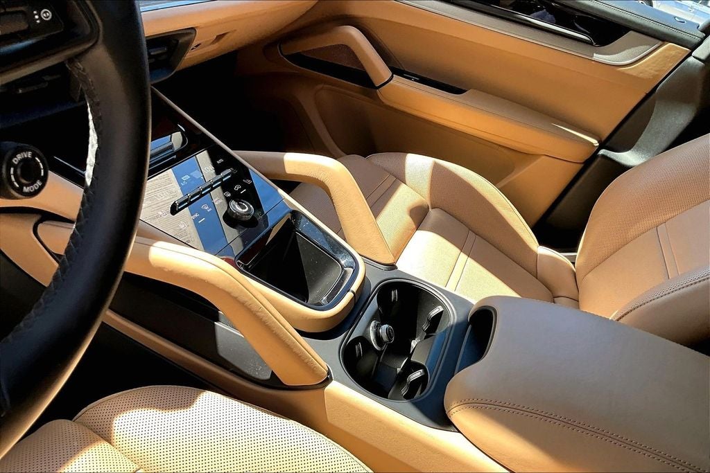 2024 Porsche Cayenne Coupe Base